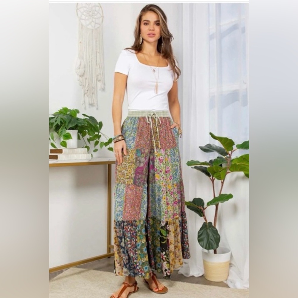 NWT - Young Threads - ‎ Wide Leg Patchwork Pants - Sz M